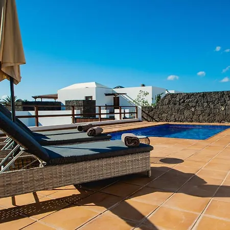 Villa Davinci - *
